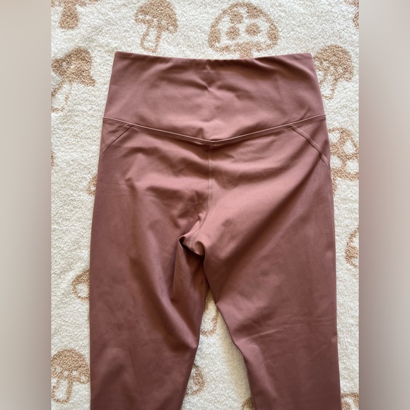 girlfriend collective full length leggings in rose quartz - Picture 3 of 5